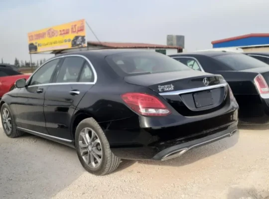 مارسيدس c300 2018