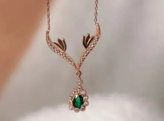 طوق فضة عيار 925
