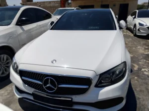 مارسيدس E300