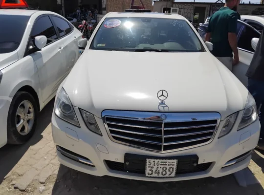 مارسيدس e2002011