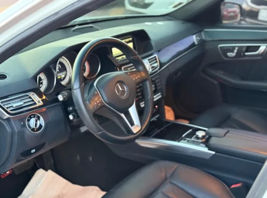 مارسيدس E300 2015